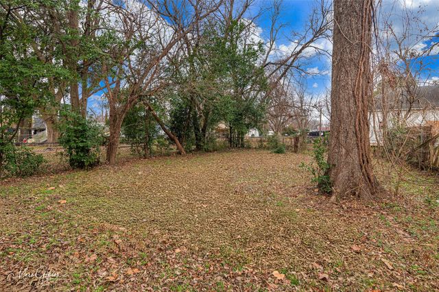 325 Edwards Street, Bossier City, LA 71111