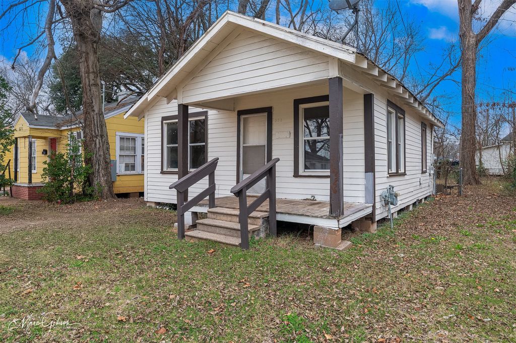 325 Edwards Street, Bossier City, LA 71111