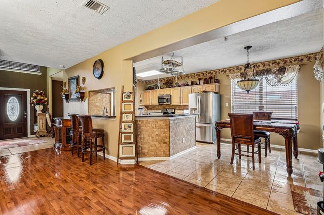 12903 Ravens Chase Lane, Cypress, TX 77429