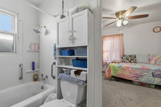 2400 47th Street, Moline, IL 61265