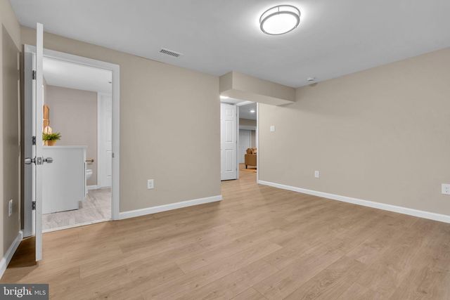 4 DUTCHTOWN RD, Voorhees, NJ 08043