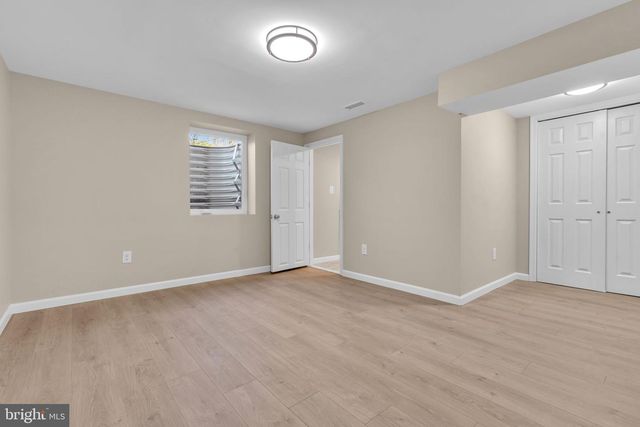 4 DUTCHTOWN RD, Voorhees, NJ 08043