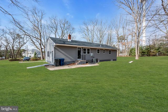 4 DUTCHTOWN RD, Voorhees, NJ 08043