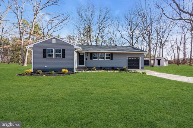 4 DUTCHTOWN RD, Voorhees, NJ 08043
