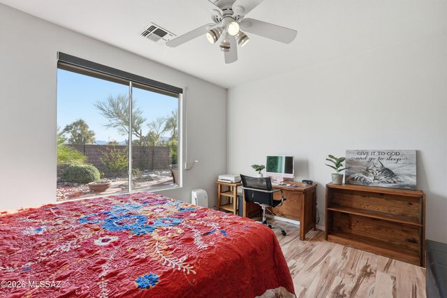 7989 W Morning Light Way, Tucson, AZ 85743