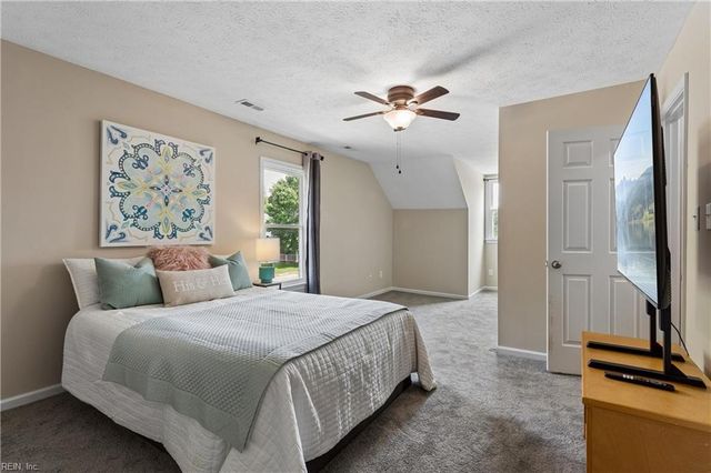 74 Westview DR, Hampton, VA 23666