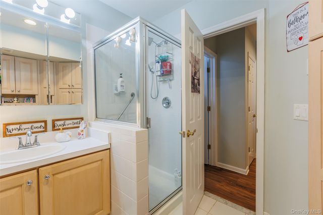 10 Tracie Lane, Middle Island, NY 11953