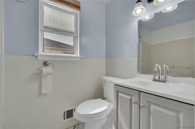 1294 George Urban Boulevard, Cheektowaga, NY 14225