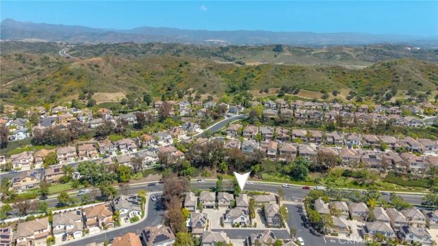 63 Poppyfield Lane, Rancho Santa Margarita, CA 92688