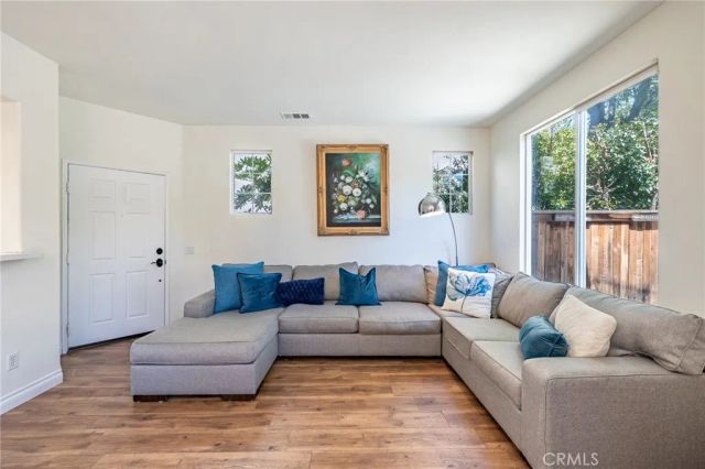 63 Poppyfield Lane, Rancho Santa Margarita, CA 92688