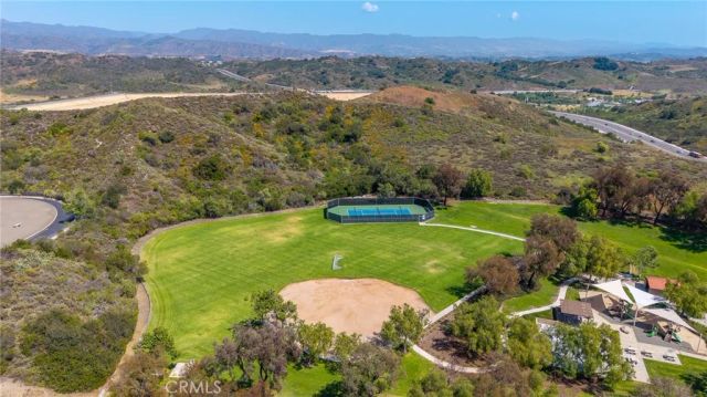 63 Poppyfield Lane, Rancho Santa Margarita, CA 92688
