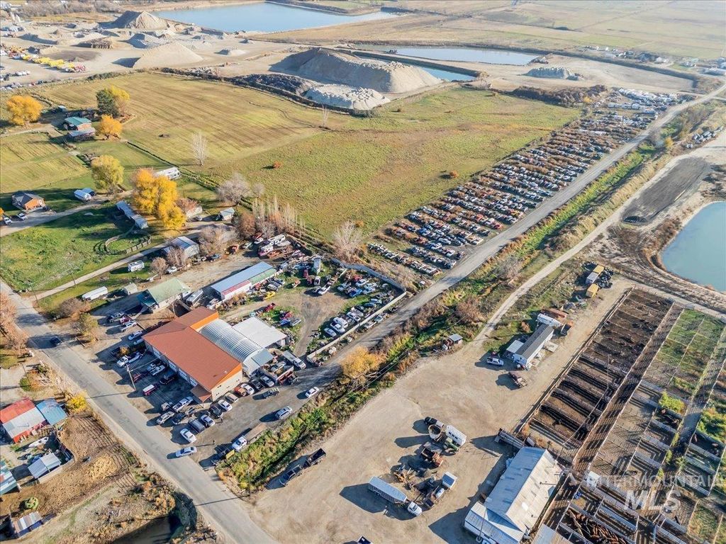 1517 W Sales Yard Road, Emmett, ID 83617 photo 5