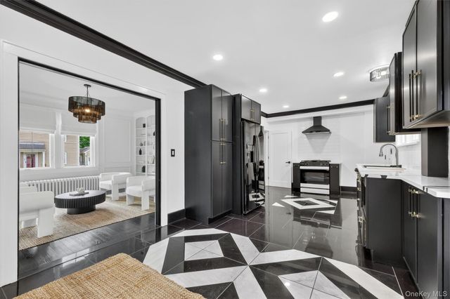 32 Dutchess Terrace, Beacon, NY 12508