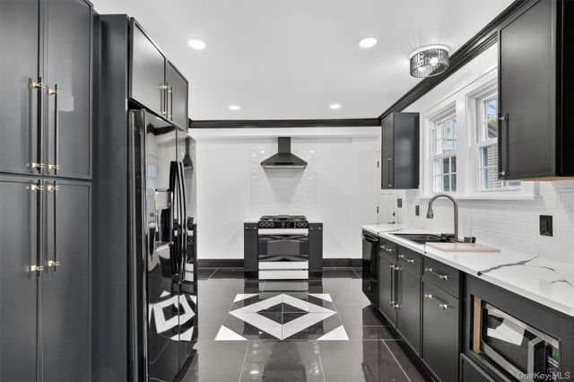 32 Dutchess Terrace, Beacon, NY 12508