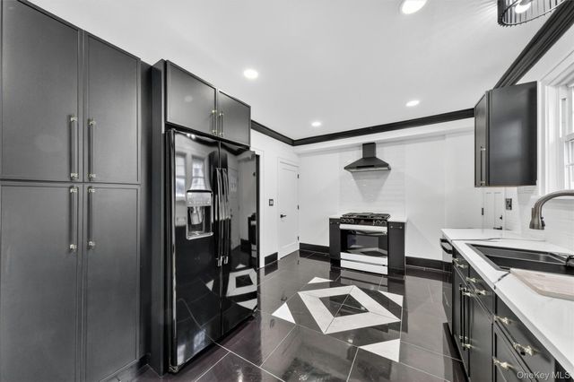 32 Dutchess Terrace, Beacon, NY 12508