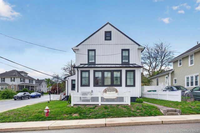 32 Dutchess Terrace, Beacon, NY 12508