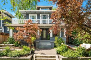 2833 10th Avenue E, Seattle, WA 98102