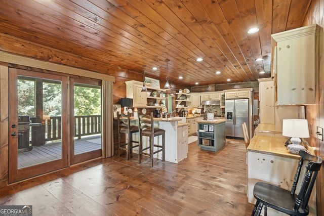965 Bell Road 9 & 11, Mineral Bluff, GA 30559