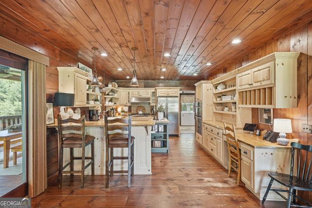 965 Bell Road 9 & 11, Mineral Bluff, GA 30559
