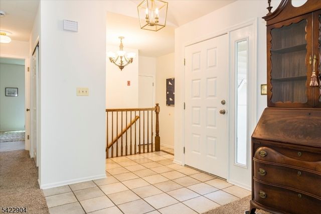68 Susquehanna Trl, Branchburg Twp., NJ 08876