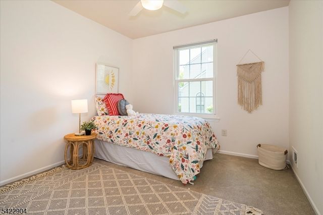 68 Susquehanna Trl, Branchburg Twp., NJ 08876