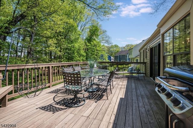 68 Susquehanna Trl, Branchburg Twp., NJ 08876