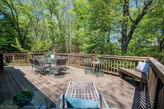 68 Susquehanna Trl, Branchburg Twp., NJ 08876