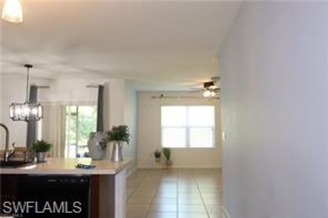 10548 Canal Brook LN, Lehigh Acres, FL 33936