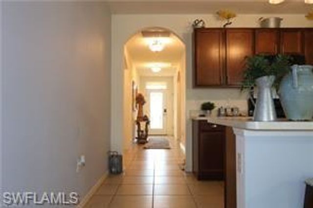 10548 Canal Brook LN, Lehigh Acres, FL 33936