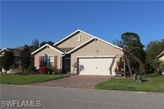10548 Canal Brook LN, Lehigh Acres, FL 33936