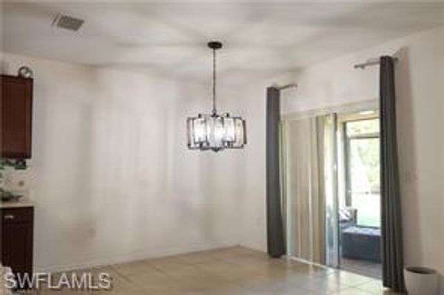 10548 Canal Brook LN, Lehigh Acres, FL 33936