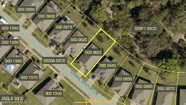 10548 Canal Brook LN, Lehigh Acres, FL 33936