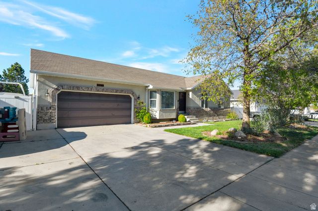 5244 W SHAGGY PEAK DR, Riverton, UT 84096