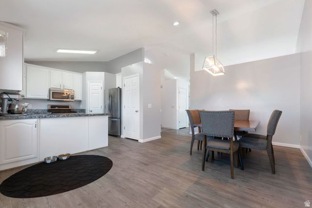 5244 W SHAGGY PEAK DR, Riverton, UT 84096