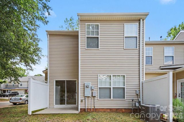 5604 Santeelah Court, Charlotte, NC 28217