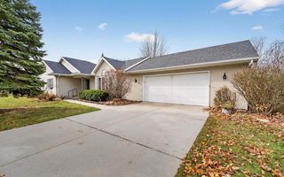 124 UNIVERSITY DRIVE, Fond Du Lac, WI 54935