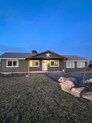 26780 Austin Road, Bend, OR 97701