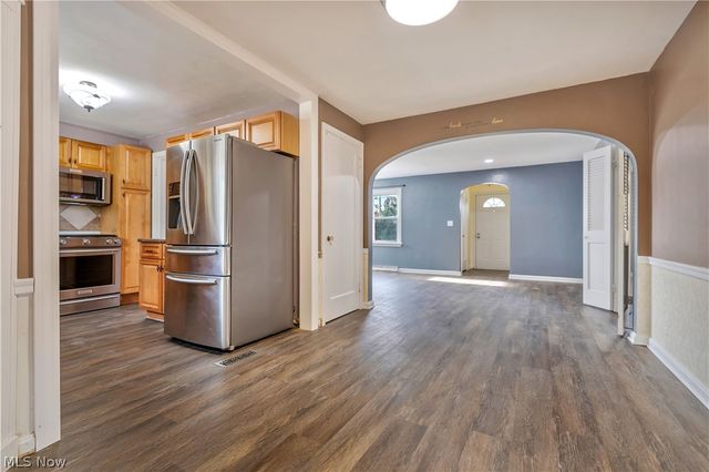 263 Everhard Road SW, North Canton, OH 44709