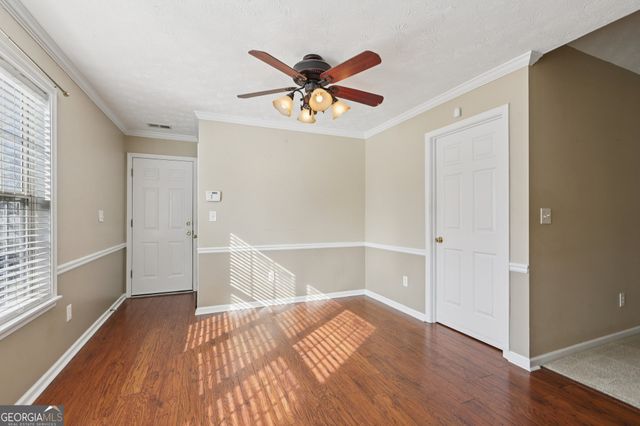 521 Red Tip Court, Loganville, GA 30052