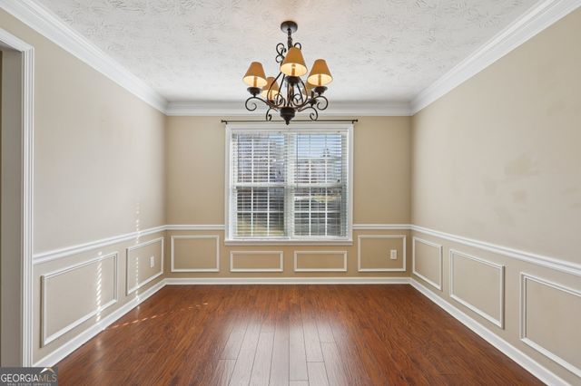 521 Red Tip Court, Loganville, GA 30052