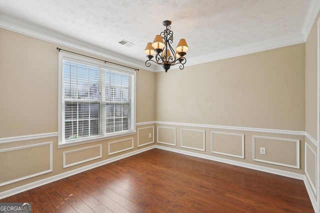 521 Red Tip Court, Loganville, GA 30052