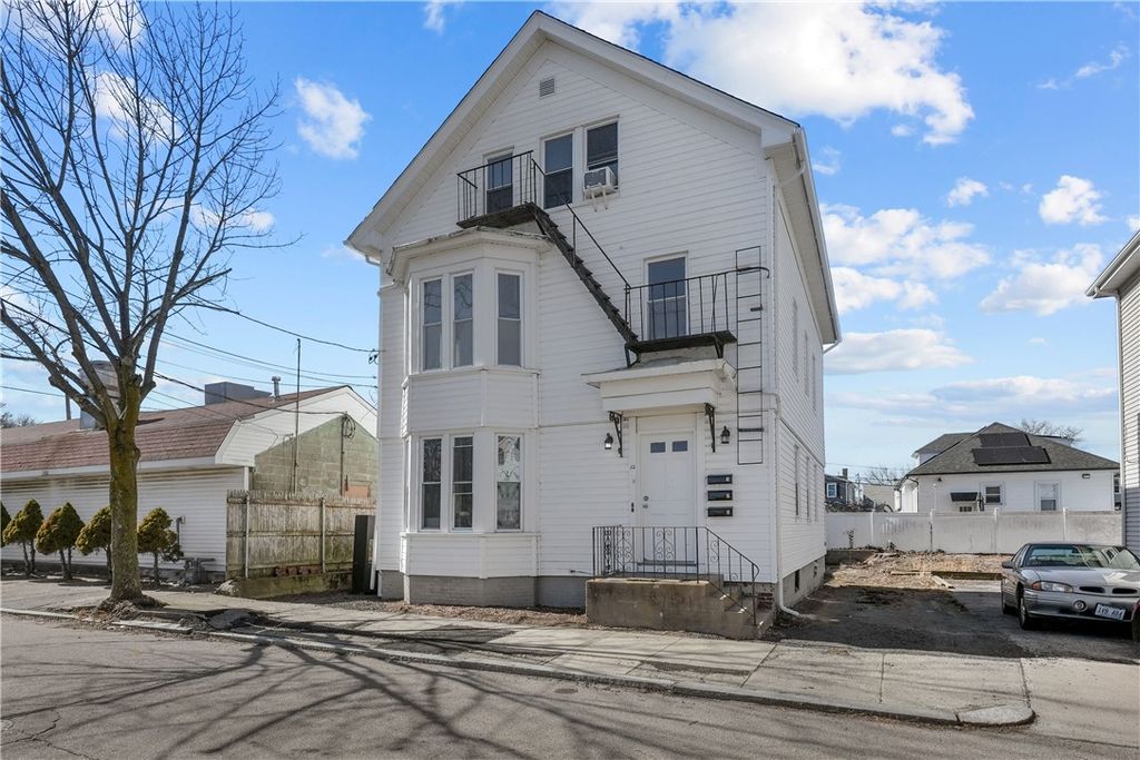 12 Tiffany Street, Providence, RI 02908