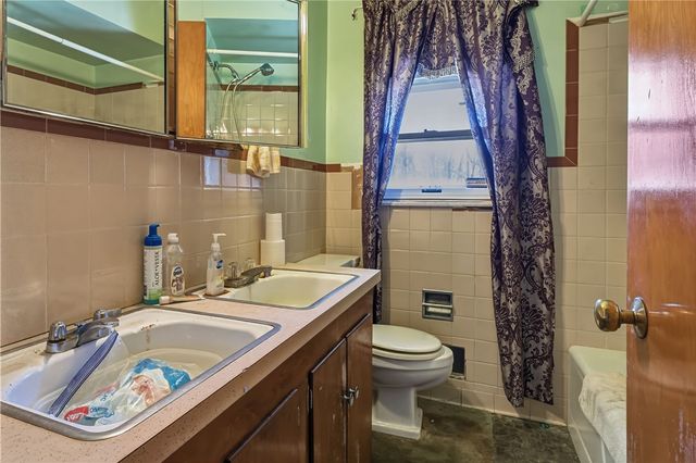 4134 Marion Hill Road, New Brighton, PA 15066