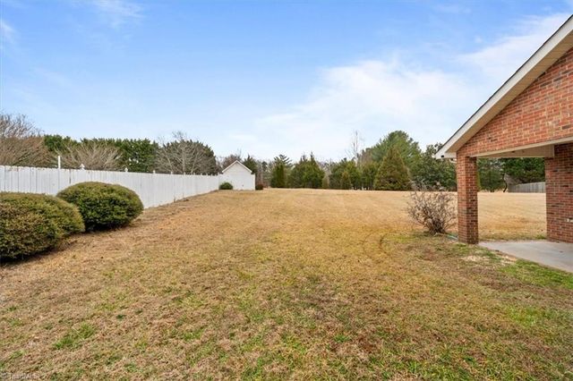 5190 Robin Lane, Randleman, NC 27317