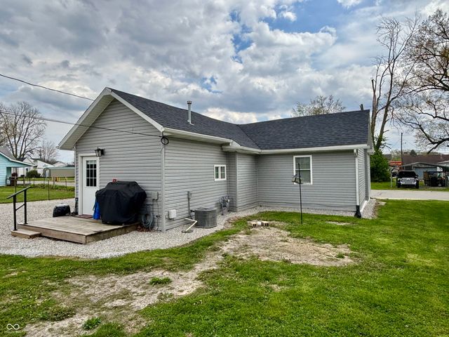 822 E Church Street, Brazil, IN 47834