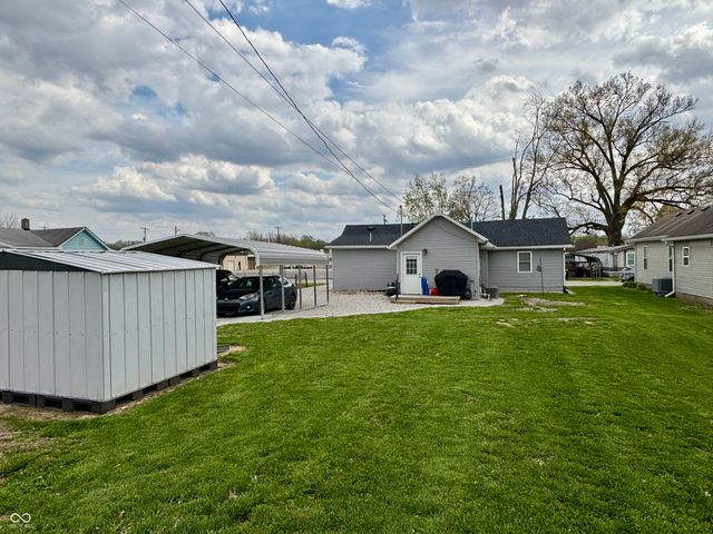 822 E Church Street, Brazil, IN 47834