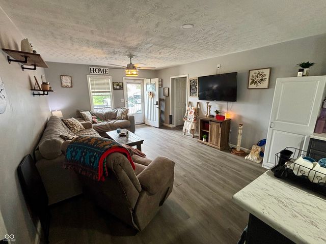 822 E Church Street, Brazil, IN 47834