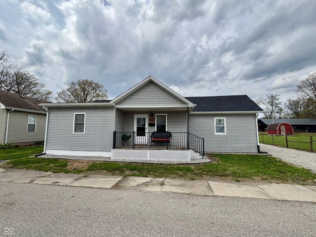 822 E Church Street, Brazil, IN 47834