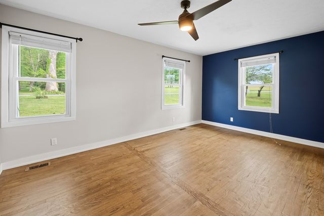1243 Sycamore Street, Young Harris, GA 30582