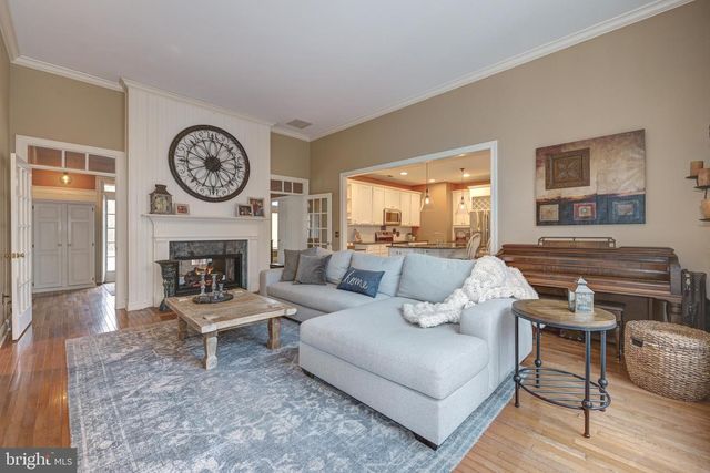 3 SCHOOLHOUSE DR, Medford, NJ 08055